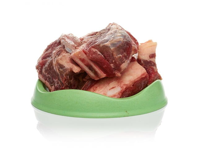 Real dog food Beef cross ribs approx. 1kg