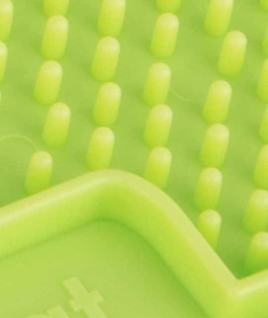 LickiMat Soother - Activity mat 20 cm green