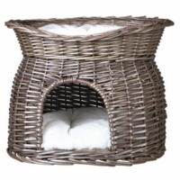 Willow basket with sleeping place
